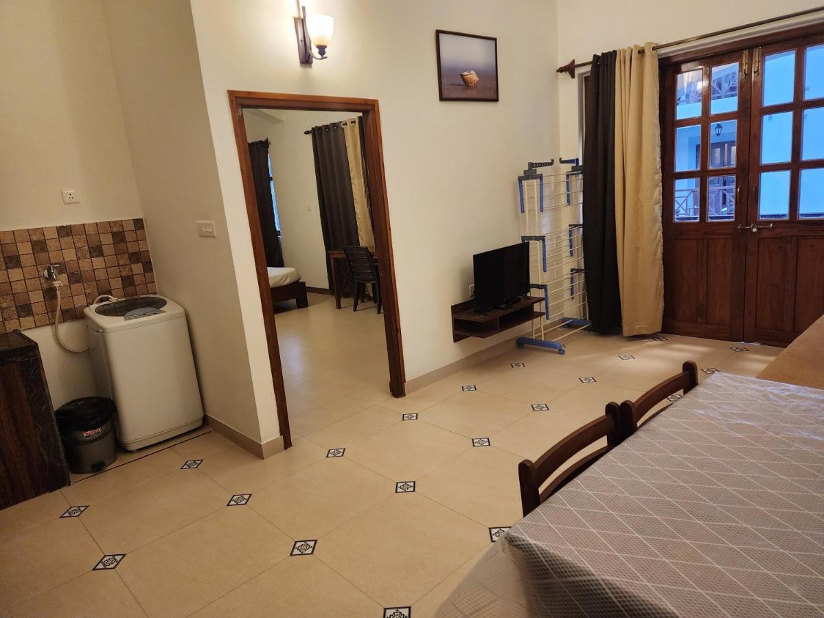Coastal Suites Apart-Hotel โคลวา ภายนอก รูปภาพ