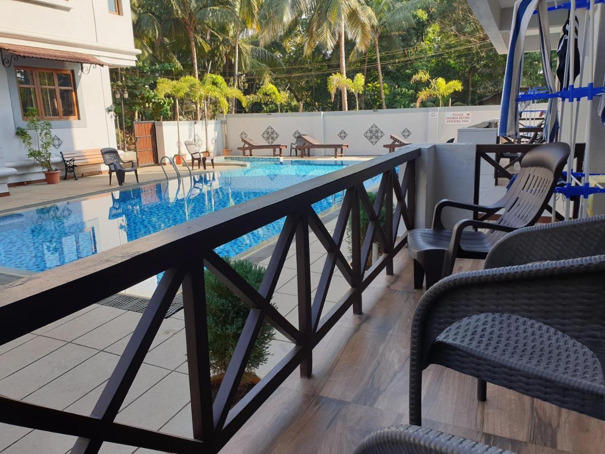 Coastal Suites Apart-Hotel โคลวา ภายนอก รูปภาพ